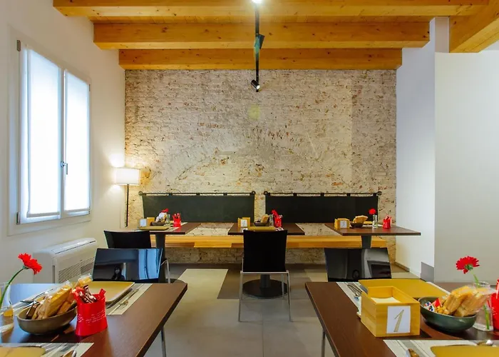 Dadi 5 Bed & Breakfast 3*