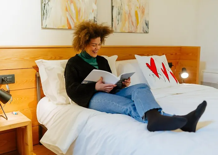 Dadi Nocleg ze śniadaniem 3*